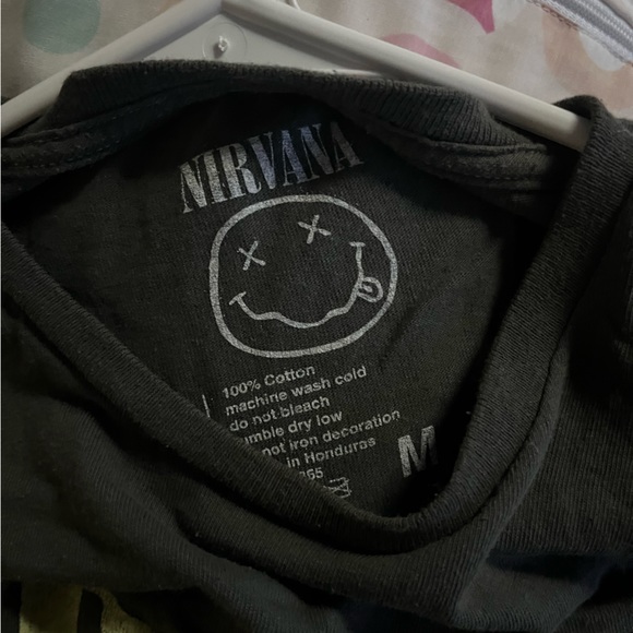 nirvana tee - Picture 2 of 2